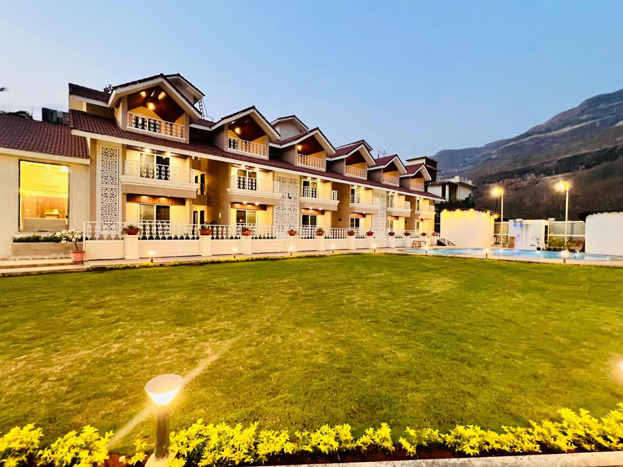 The Grand Leela Resort 科波利 外观 照片