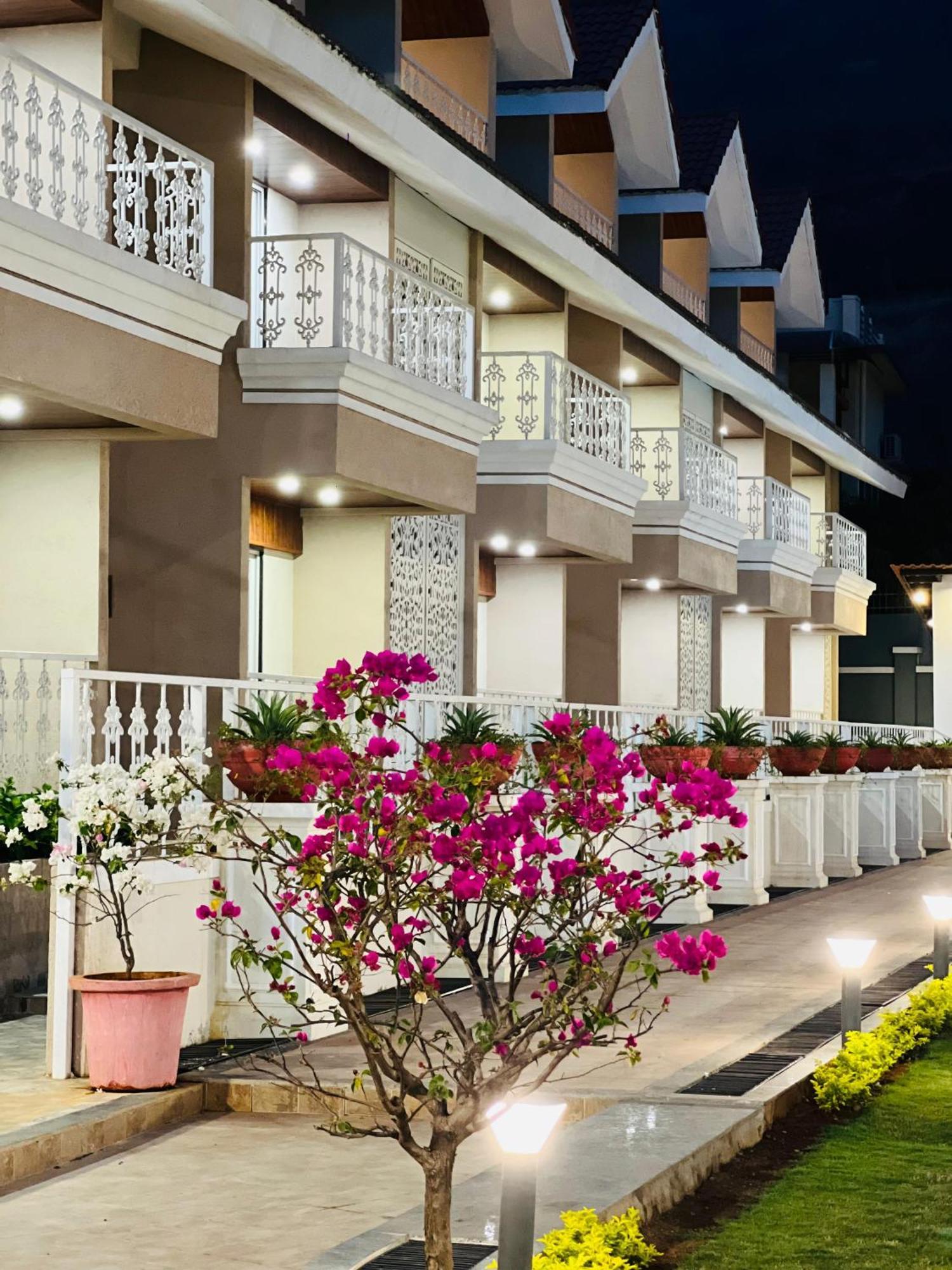 The Grand Leela Resort 科波利 外观 照片