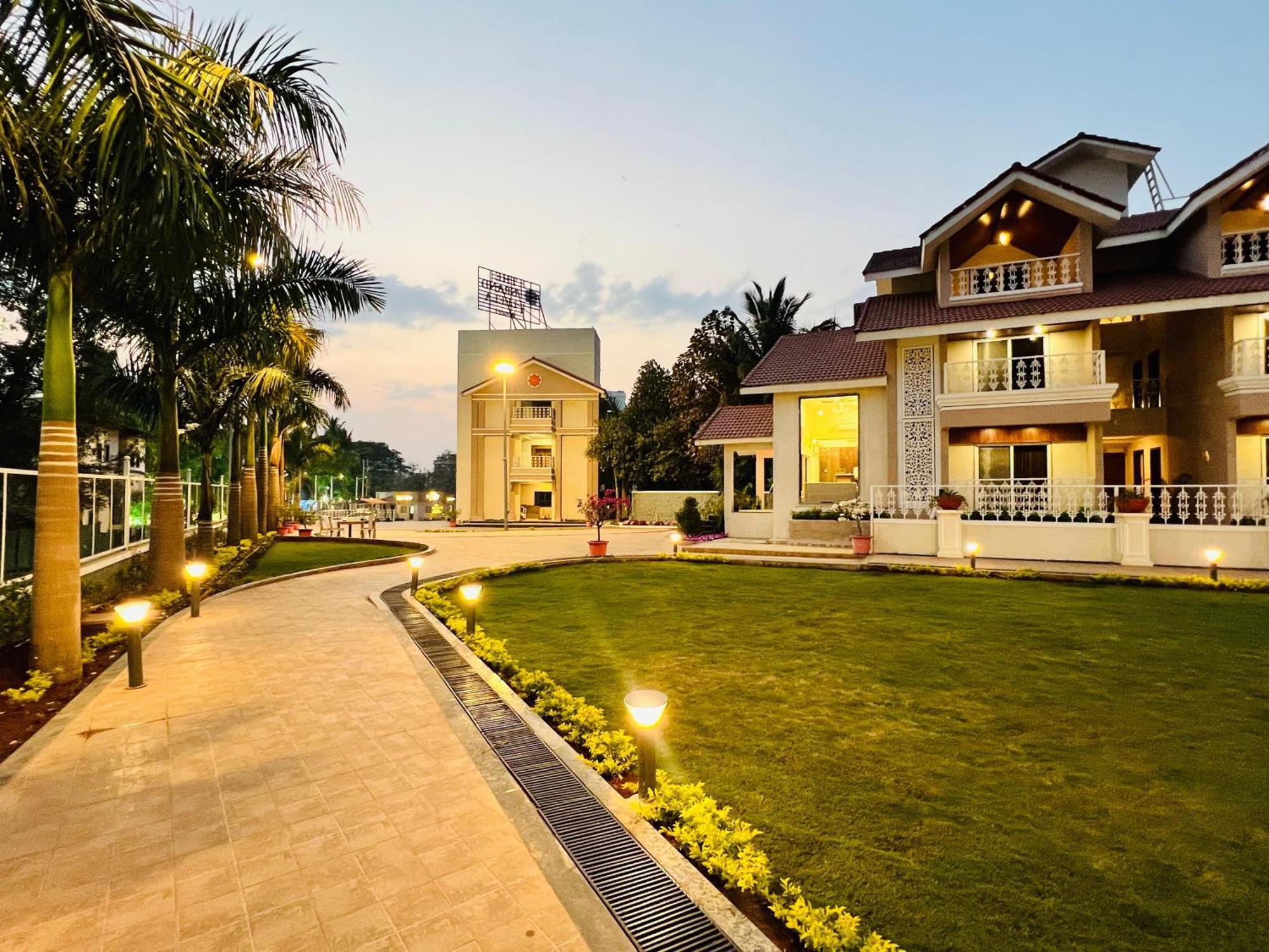 The Grand Leela Resort 科波利 外观 照片