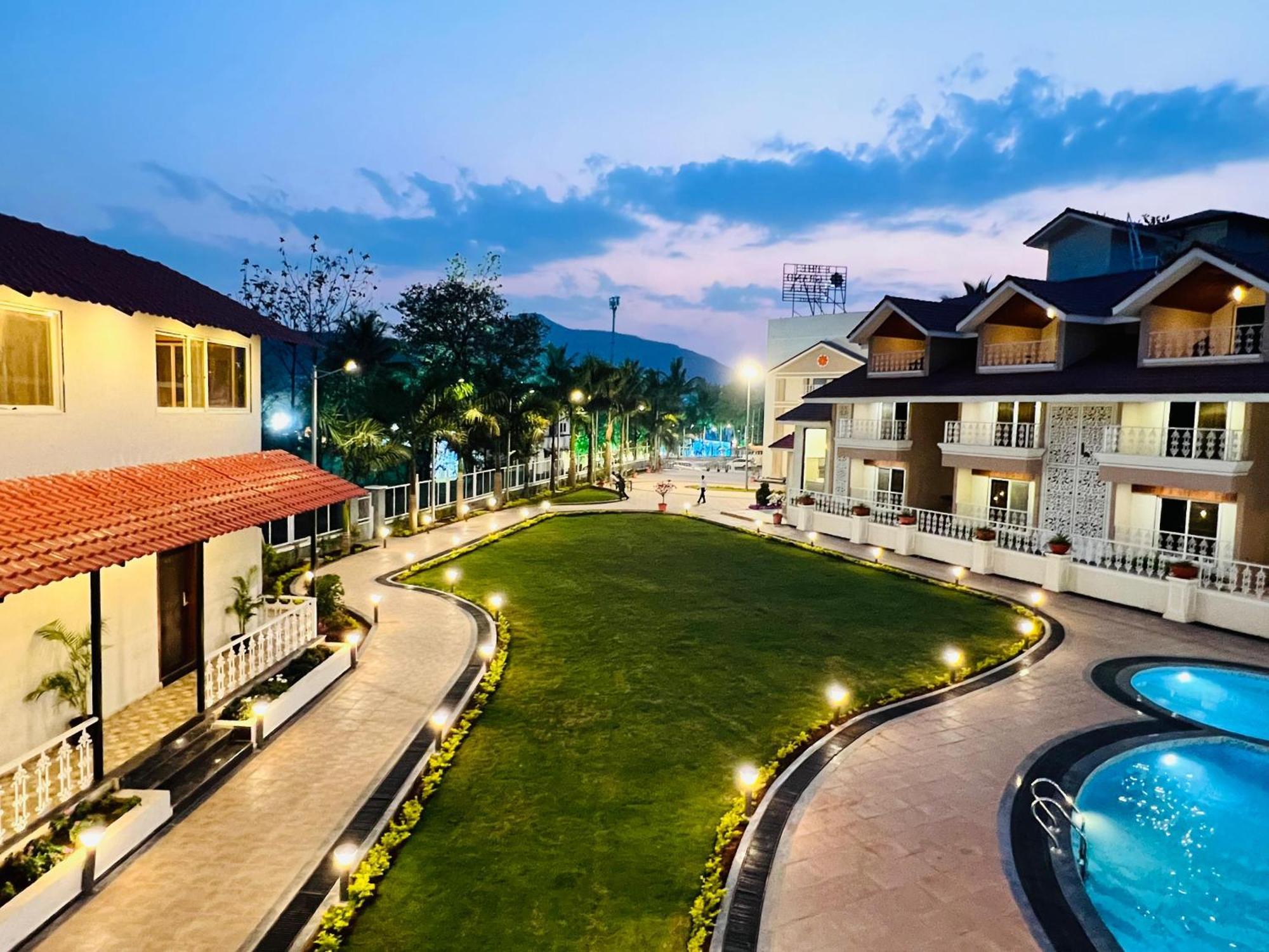 The Grand Leela Resort 科波利 外观 照片