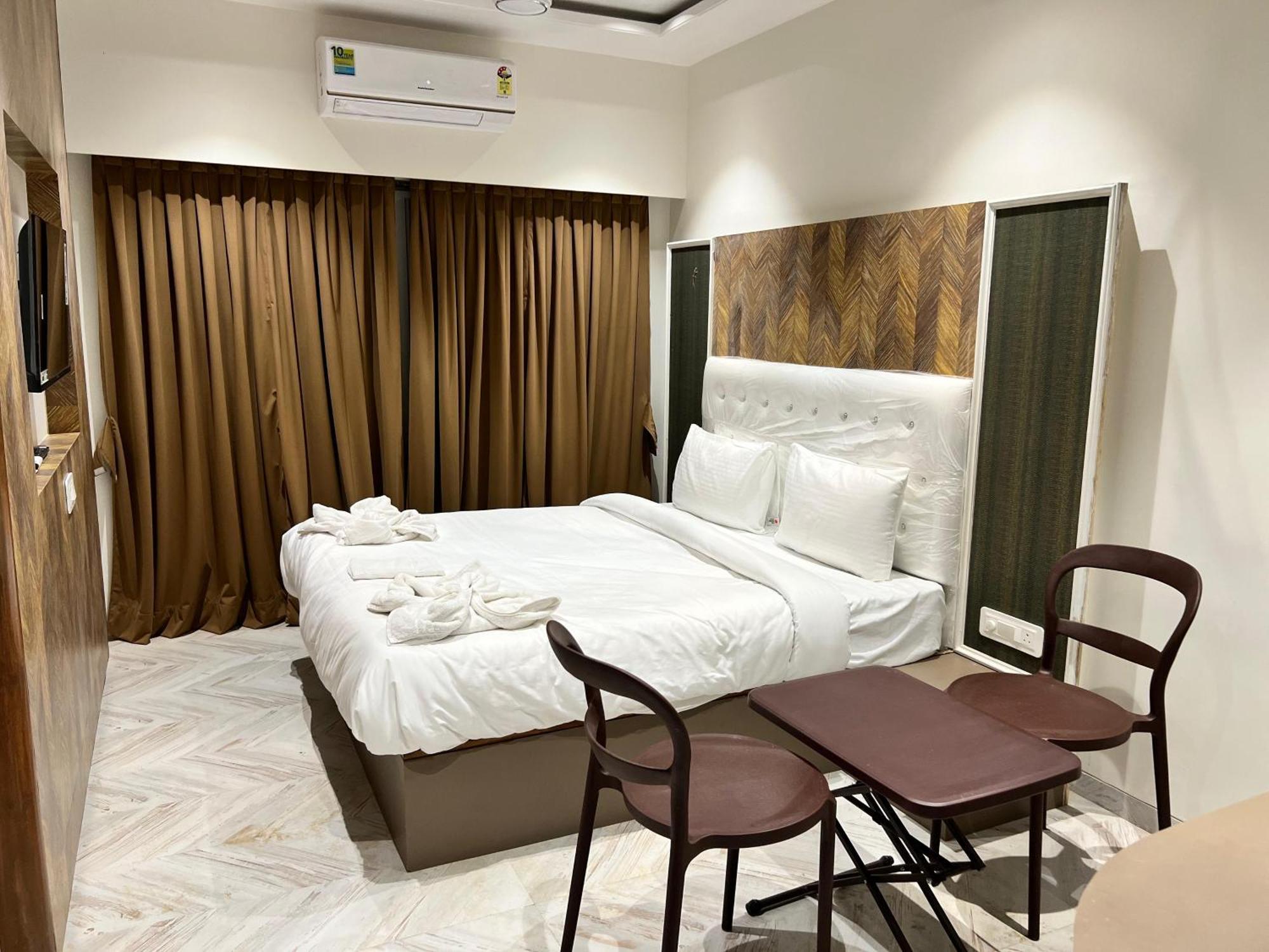 The Grand Leela Resort 科波利 外观 照片