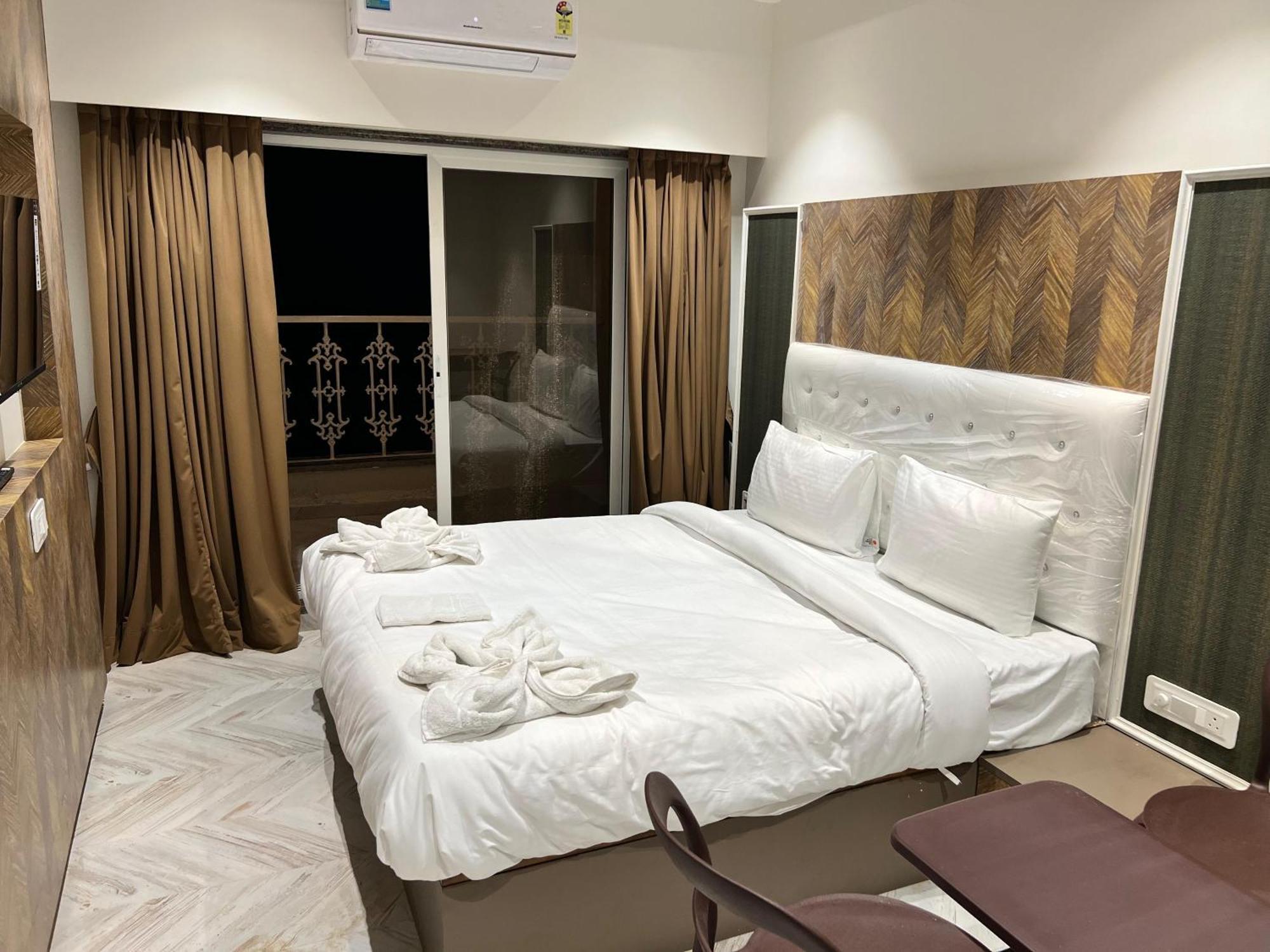 The Grand Leela Resort 科波利 外观 照片